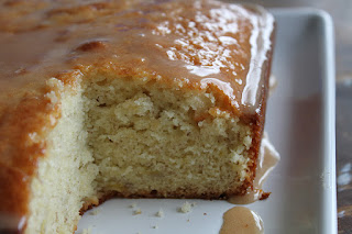 Banana Recipes, Banana Cake, Cinnamon Glaze, Cinnamon Glaze Recipe, Banana Cake with Cinnamon Glaze Recipe, how to make banana cake