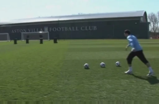 Stewart Downing shows off his pinpoint accuracy in a viral video