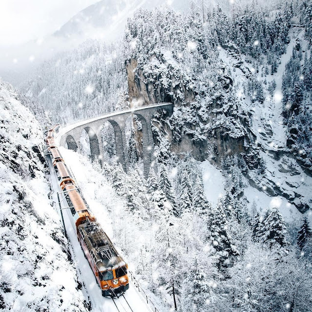 PUTOVANJA_ULTRA_LIFESTYLE_GLACIER_EXPRESS_ŠVICARSKA_VLAK_ZIMA