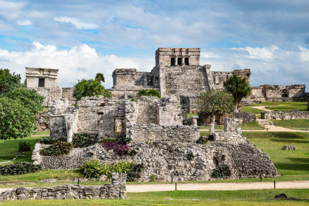 Unveiling the Lost Maya City of Okomtun in Mexico