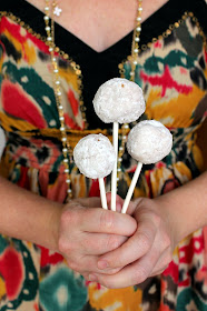 Donut pops recipe from cherryteacakes.com