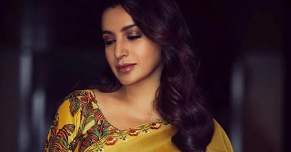 tisca chopra yellow saree