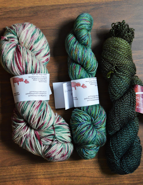 I'm in search of single skein projects to knit with this yarn.