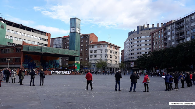 Concentración en Barakaldo contra la repetición del juicio del caso Bateragune