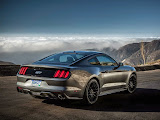 Amazing Ford Mustang Gt Hd Wallpaper Download