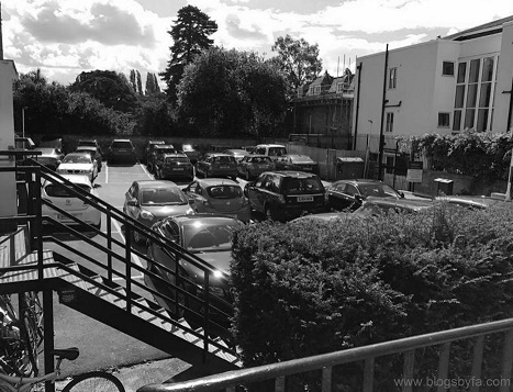 Mercure Oxford Eastgate Hotel parking