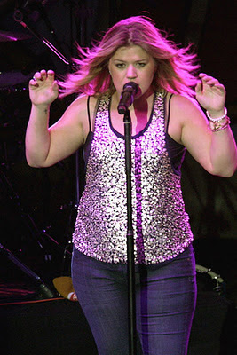Kelly Clarkson Fat