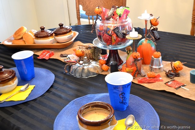 Holloween table decor