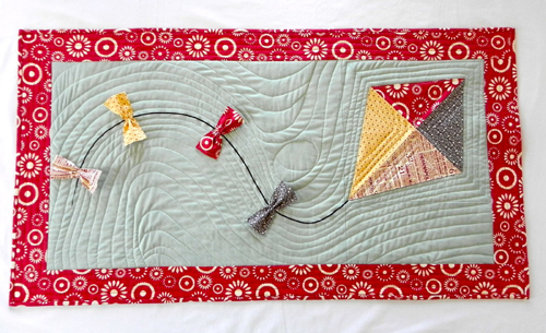 Quick Kite Table Runner - Free Pattern & Tutorial 