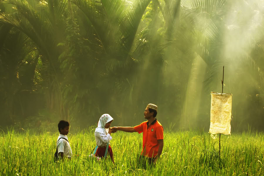 The Rainbow Stories Kepribadian Bangsa Timur