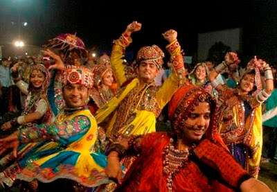 2011 Navratri Raas Garba Photos, Wallpapers, Pics, Pictures & Images