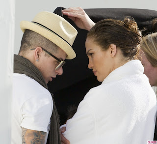 Jennifer Lopez and Casper Smart 