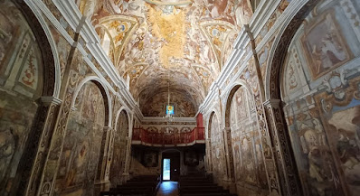 Interior de la Ermita de la Mare de Déu de l’Avellà o Emita de l’Avellà