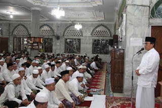 meramaikan masjid saat ramadhan