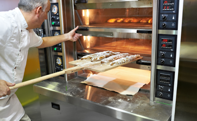 Commercial rack oven