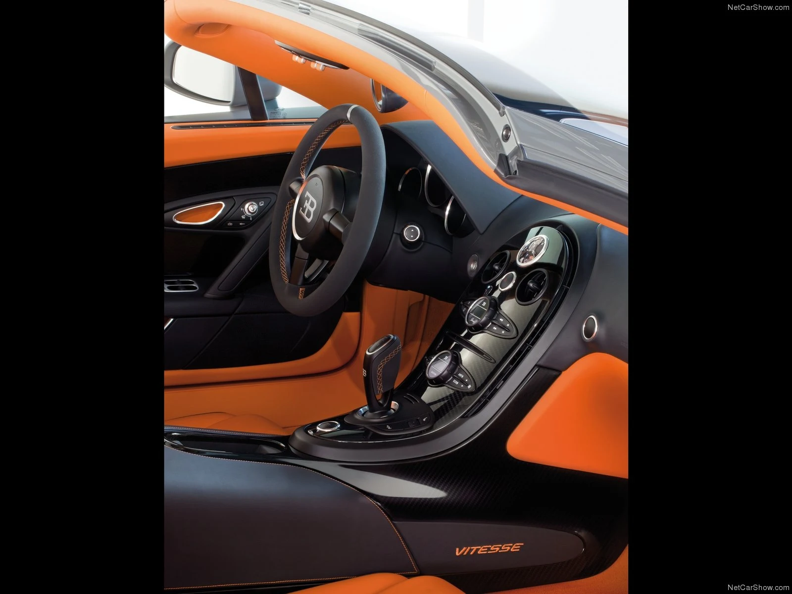 Hình ảnh siêu xe Bugatti Veyron Grand Sport Vitesse 2012 & nội ngoại thất