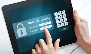 Melakukan Transaksi dengan Internet Banking di Rumah