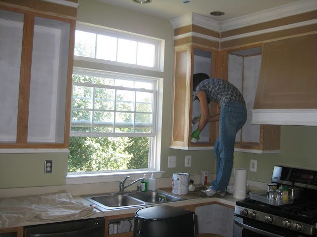 How to pigment kitchen cabinets amongst a pigment brush BEST HOME Painting The Kitchen Cabinets