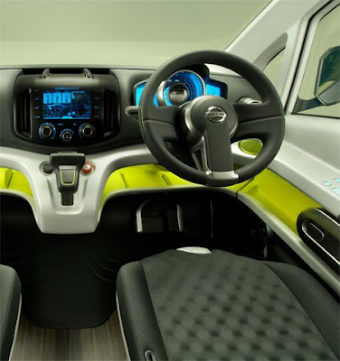 Interior of Nissan NV200 3