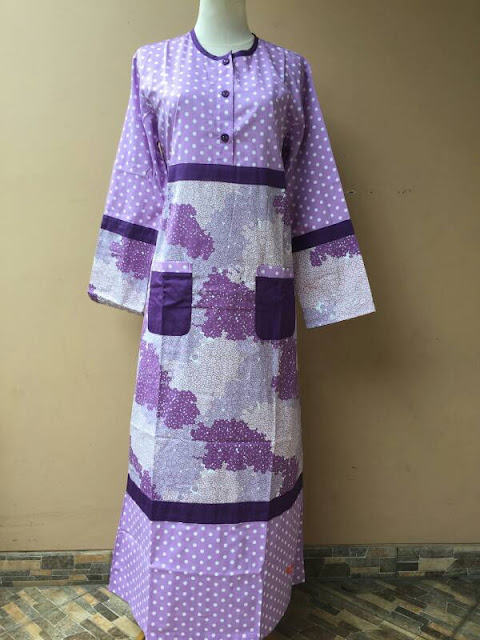 Model Gamis Katun Jepang Polkadot Warna Ungu Nibras