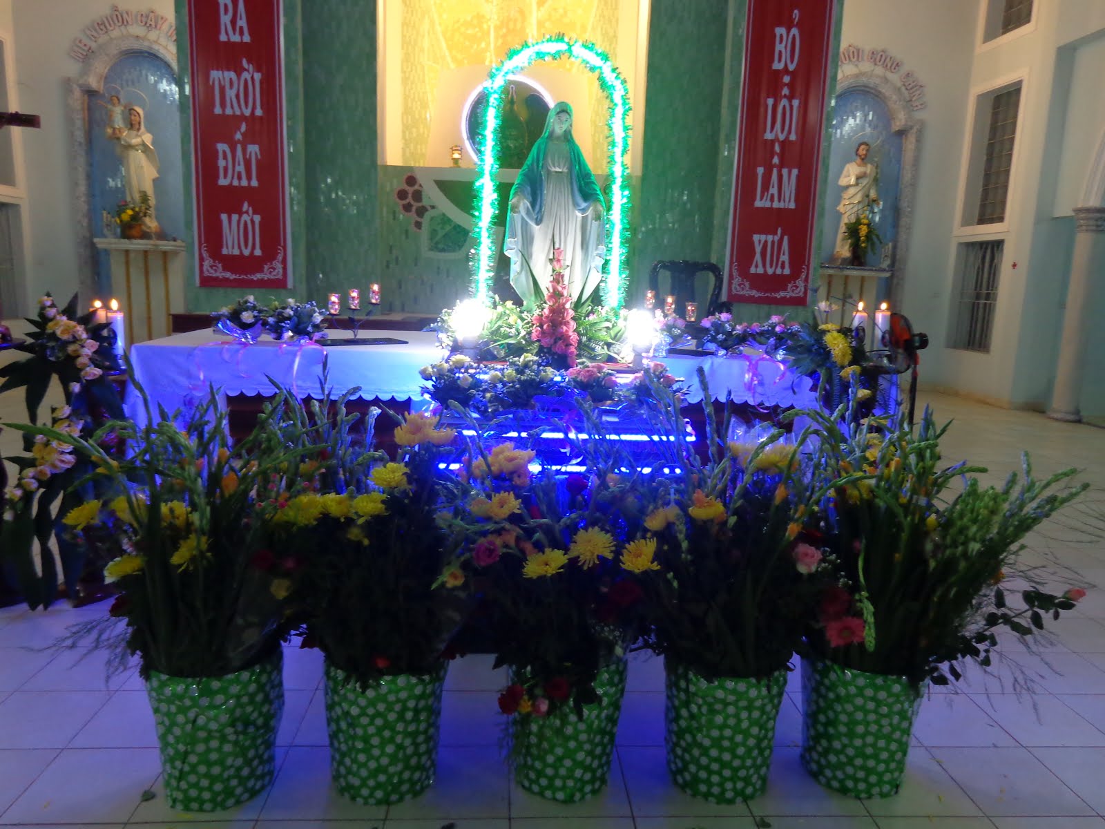GX.ĐỒNG TIẾN KHAI MẠC THÁNG HOA-2016