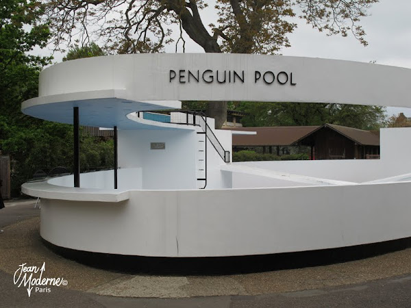 Londres - La piscine des pingouins - London Zoo  Architecte: Berthold Lubetkin / Tecton (son groupe d'architectes)  Construction: 1934