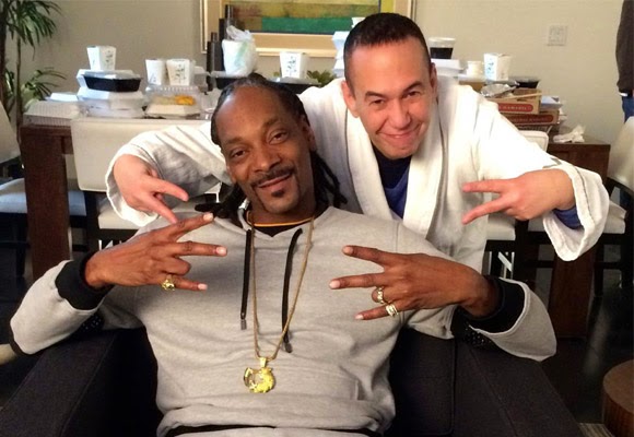 Snoop Dogg and Gilbert Gottfried Star in Hilariousl New EAT24's Hangry Super Bowl Ad