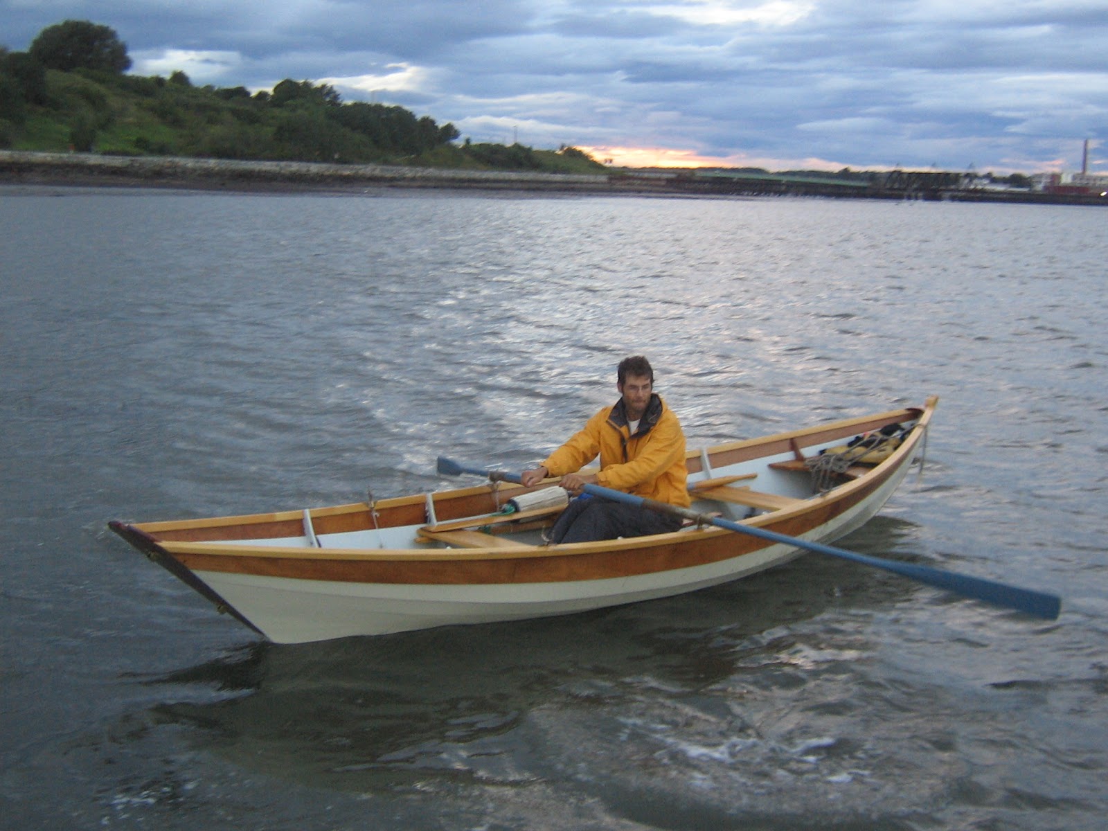 Canoe Yact: Knowing Swampscott dory plywood