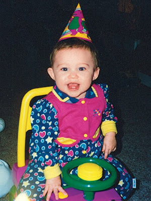 Miley Cyrus Baby Pictures on Miley Cyrus De Peque  A