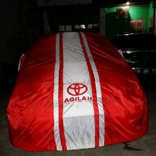 Cover Mobil dengan logo