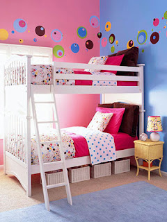 Bedroom Wall Designs for Teenage Girls