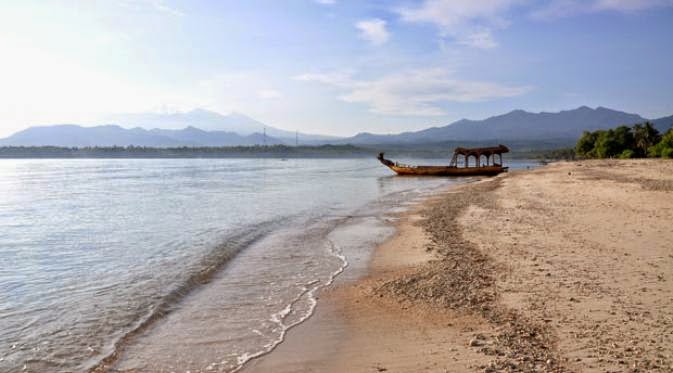 Pantai Yang Masih Perawan Di Indonesia