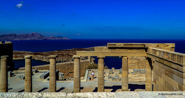 Acrópole de Lindos, na Ilha de Rodes, Grécia