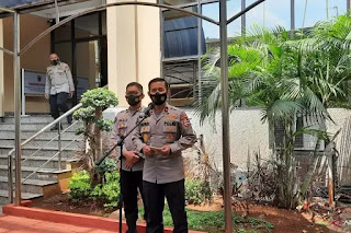 Kepala Biro Penerangan Masyarakat (Karopenmas) Divisi Humas Polri Brigjen Pol Rusdi Hartono memberikan keterangan pers, di Mabes Polri, Rabu (21/4/2021). ANTARA/Laily Rahmawaty.