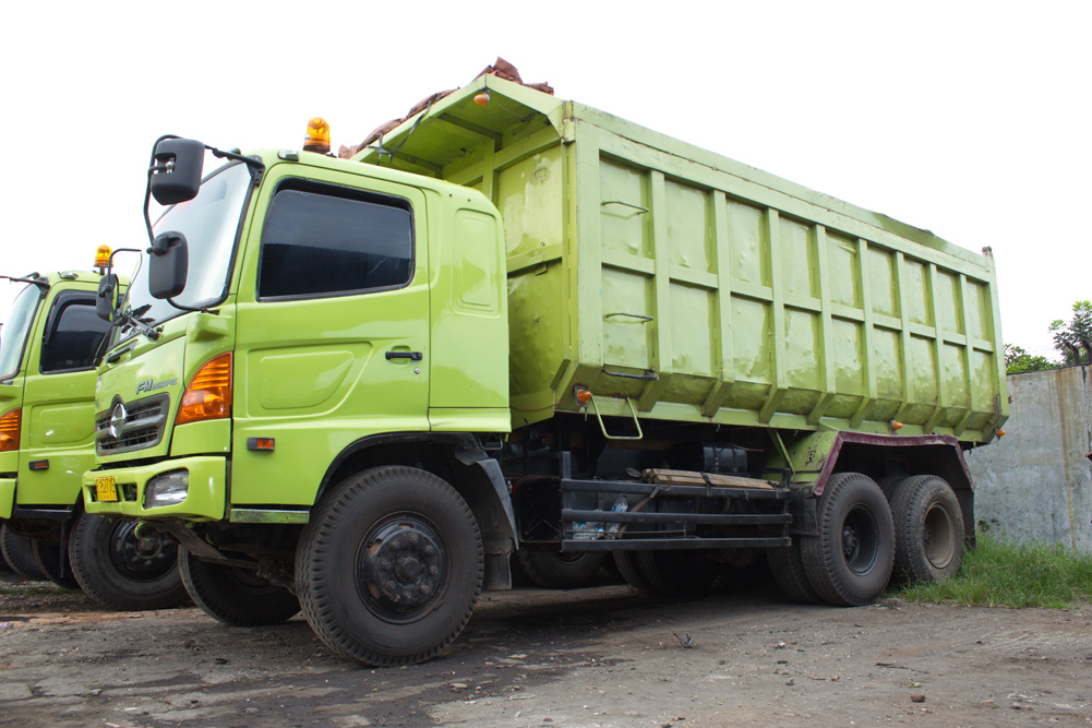 TERBARU JUAL DUMP TRUCK MURAH  BEKAS  2021 Carpictc