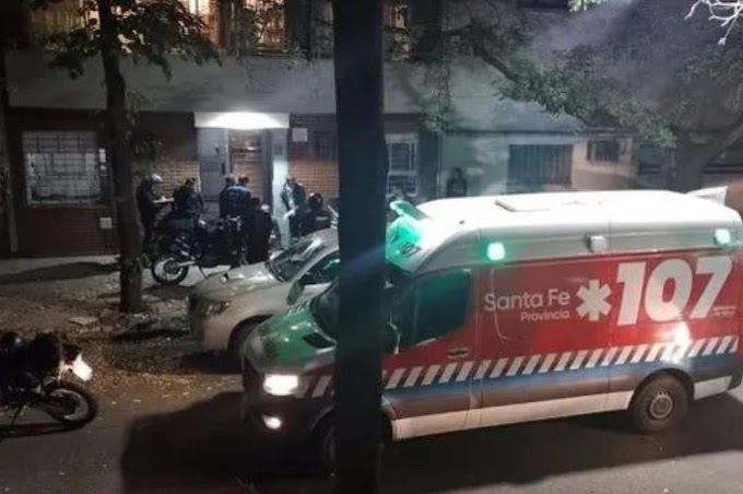 Rosario: Atacaron a balazos un auto pintado como taxi y hay tres heridos