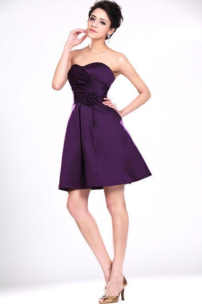 ... de rÃªve voici une belle collection de robe de soirÃ©e violette courte