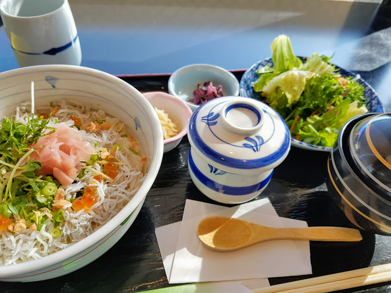 午餐－吻仔魚丼飯套餐