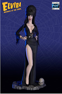 front of Elvira winking variant action figure from Amok Time