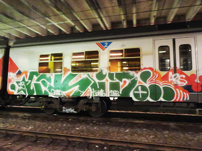 art on train