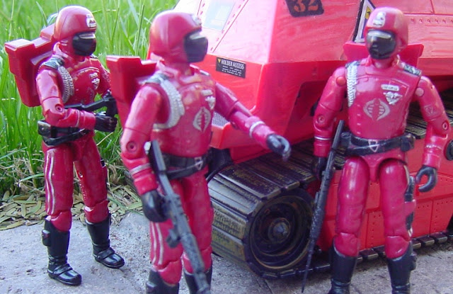 1985 Crimson Guard, 2004 Operation Crimson Sabotage, Crimson Hiss Tank, KB Toys Exclusive