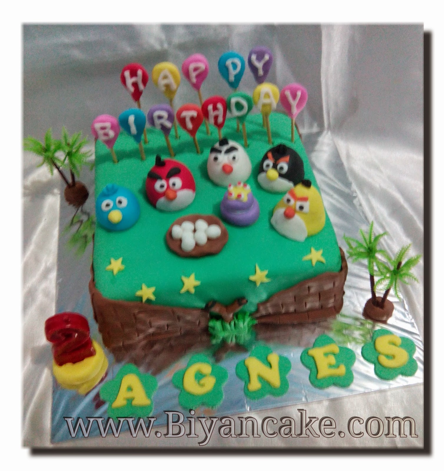 Kue Ulang Tahun Angry Bird Biyan Cake