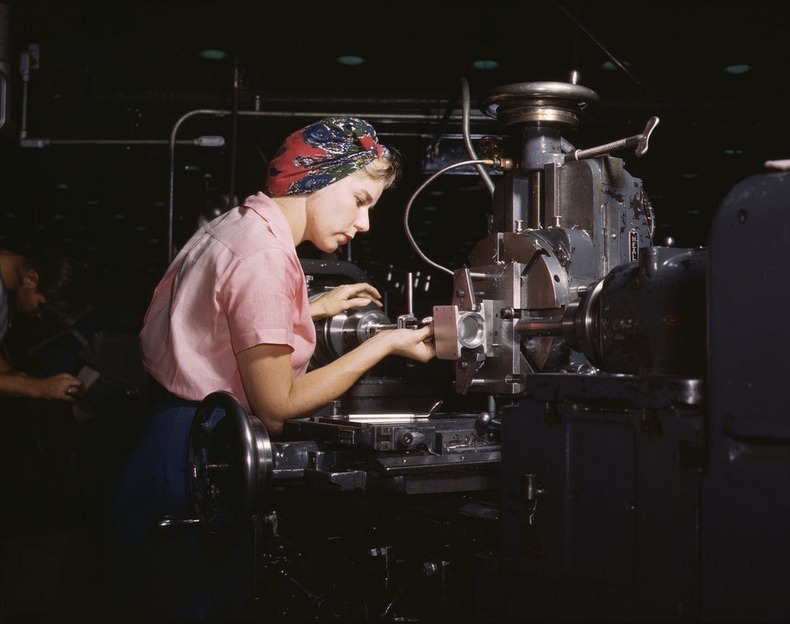 women-world-war-18 women-world-war-18