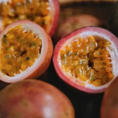 Passion fruit. Health benefits.