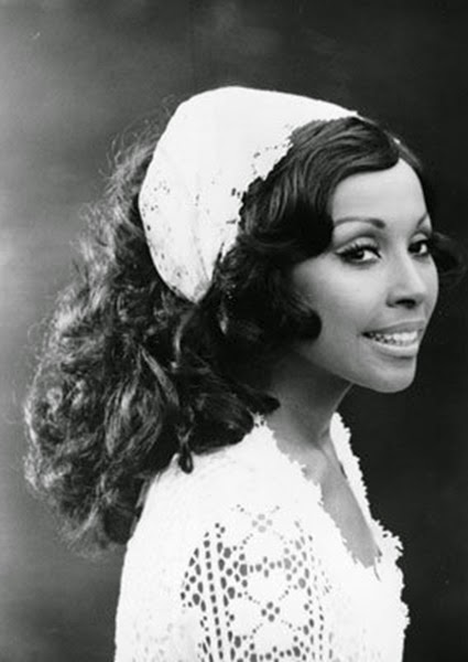 Diahann Carroll 010