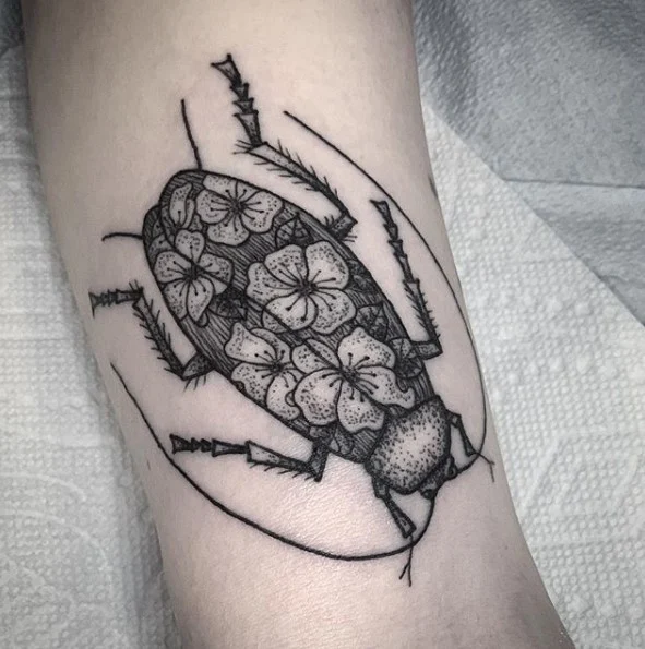 tatuajes de cucarachas y su significado