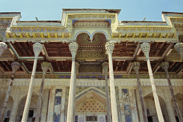 Ouzbékistan, Boukhara, Iwan mosquée Bolo Haouz, © Louis Gigout, 1999