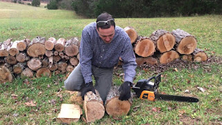 How to cut a log lengthwise with a chainsaw