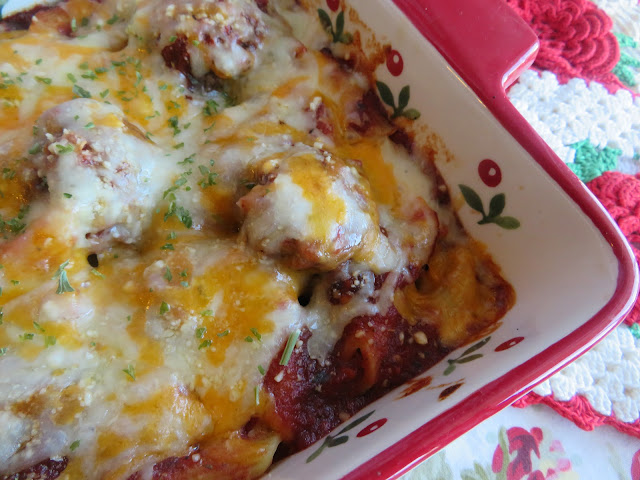 Cheesy Meatball Pasta Bake