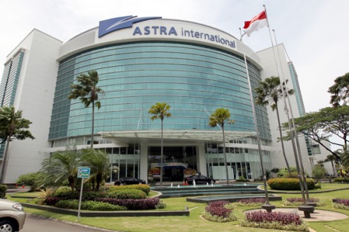 PT Astra International Tbk - Recruitment For AR Trainee 